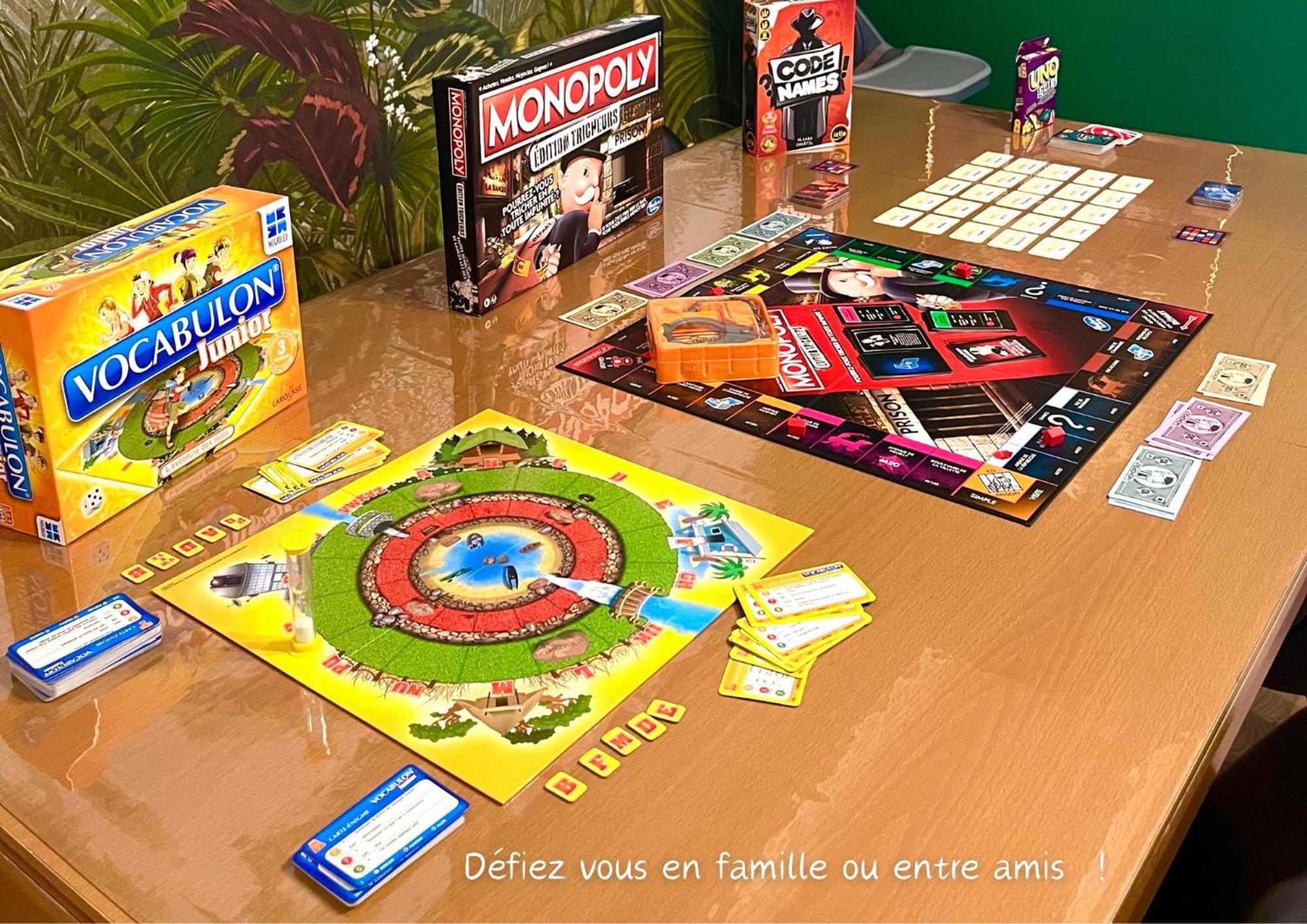 Maison "Jungle House" 90 M2 Billard, Retroprojecteur, Bar A Jeux , Vinyle, Wifi Fibre, Ideal Pro & Famille A Montbrison Exterior photo